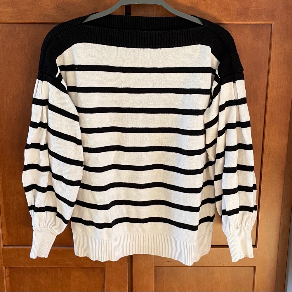 🎉 DONATING ON 3/11! LOFT Striped Sweater